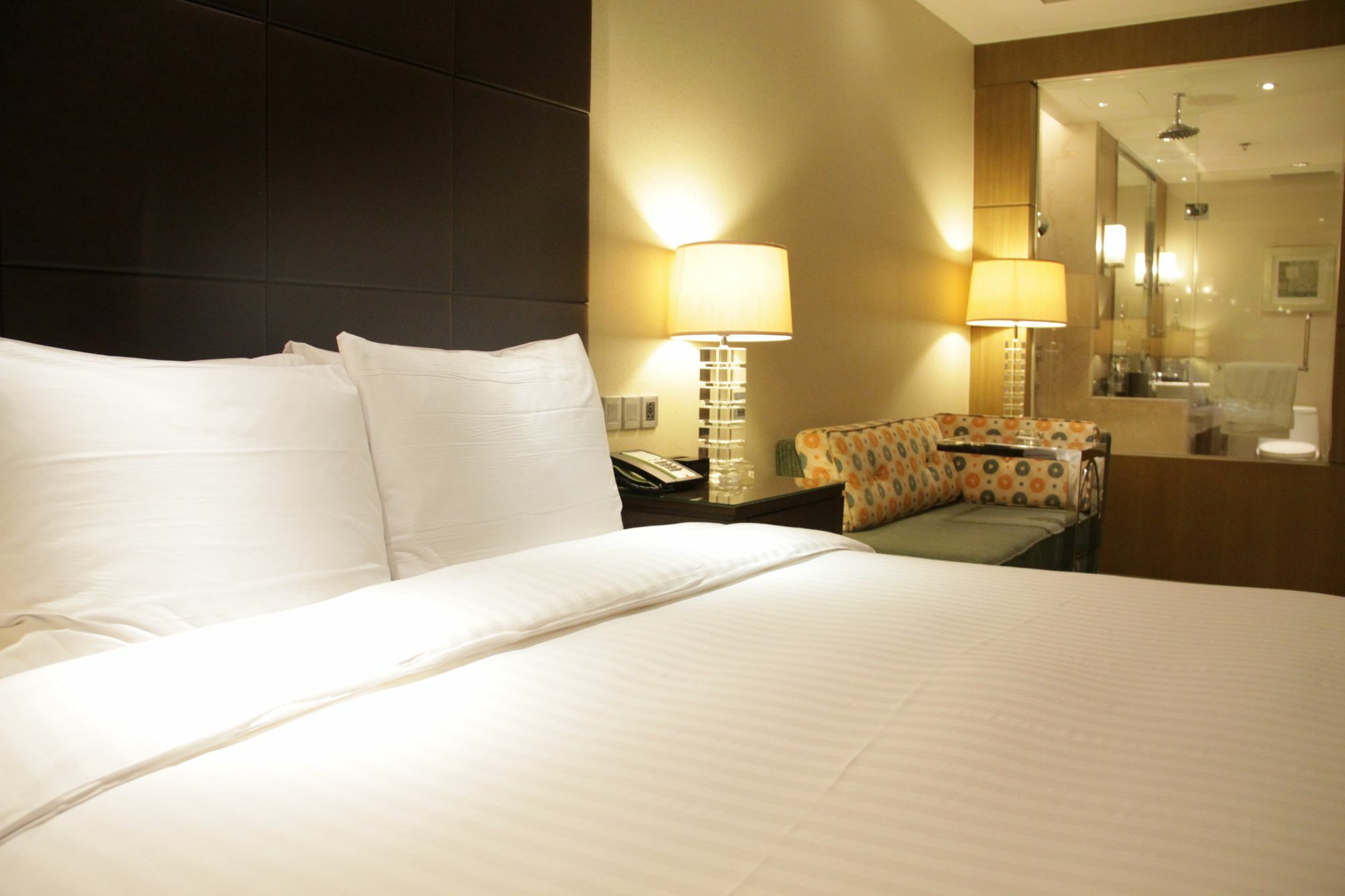 Courtyard By Marriott Kunshan Kunshan  Exteriör bild